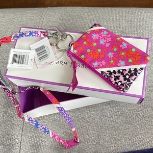 NWT Vera Bradley breakaway lanyard and Zip ID Case in Modern Medley